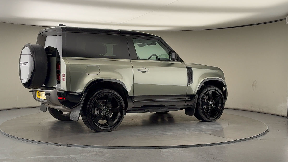 Used Land Rover Defender 90 2024 for sale - 76630357: Photo 39