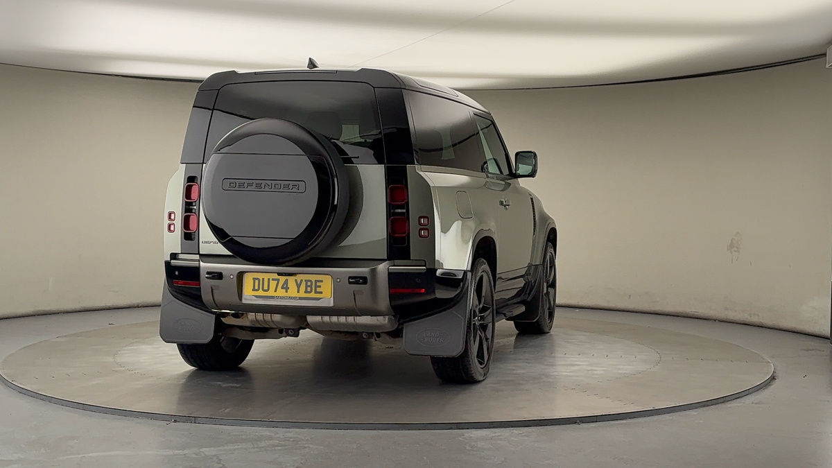 Used Land Rover Defender 90 2024 for sale - 76630357: Photo 41