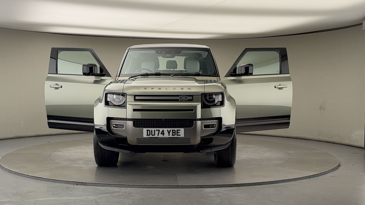 Used Land Rover Defender 90 2024 for sale - 76630357: Photo 52