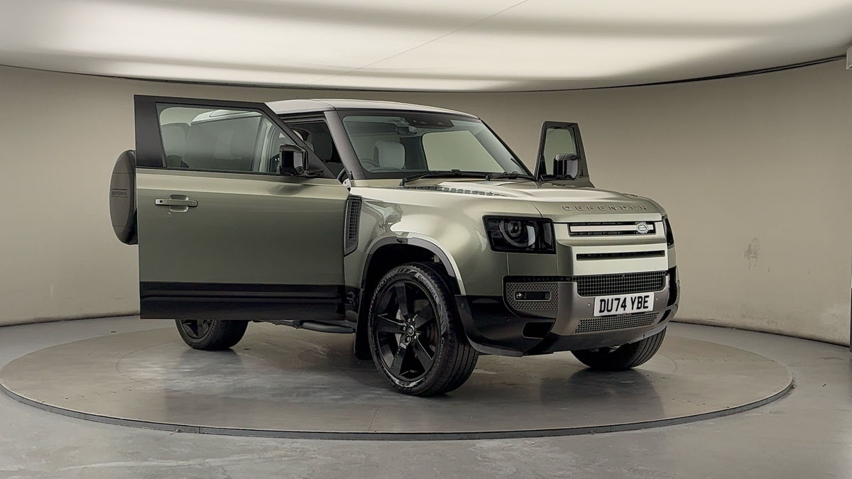 Used Land Rover Defender 90 2024 for sale - 76630357: Photo 54