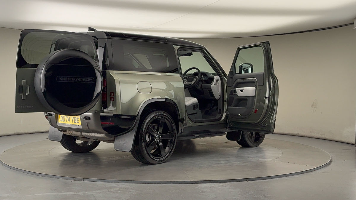 Used Land Rover Defender 90 2024 for sale - 76630357: Photo 59