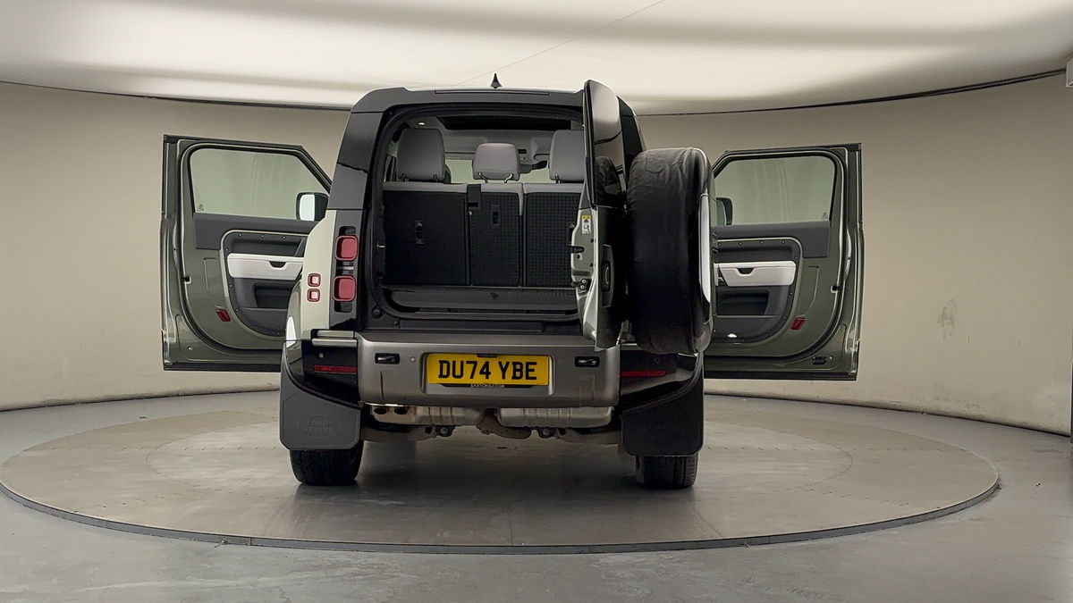 Used Land Rover Defender 90 2024 for sale - 76630357: Photo 61