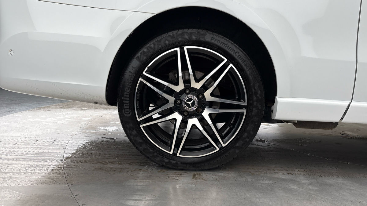 Used Mercedes-Benz V-Class 2022 for sale - 75937807: Photo 10