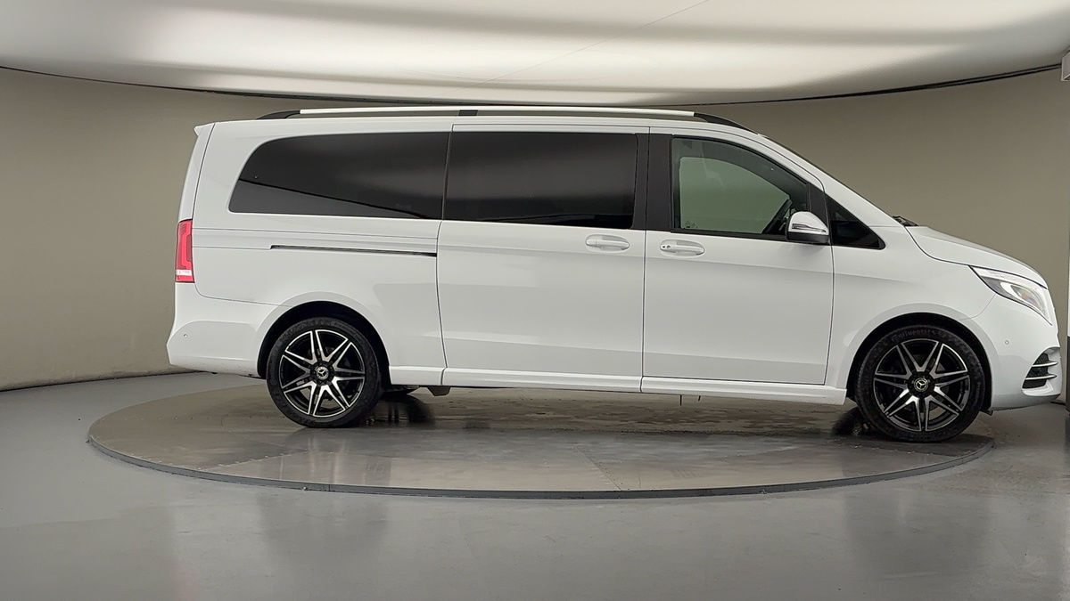 Used Mercedes-Benz V-Class 2022 for sale - 75937807: Photo 39