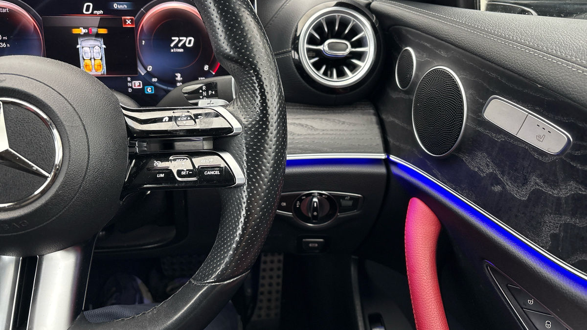 Used Mercedes-Benz E Class 2021 for sale - 76536398: Photo 14