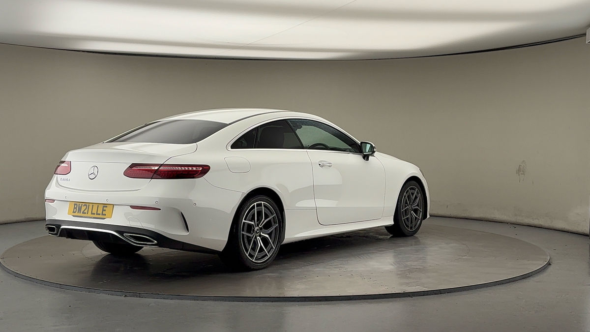 Used Mercedes-Benz E Class 2021 for sale - 76536398: Photo 39