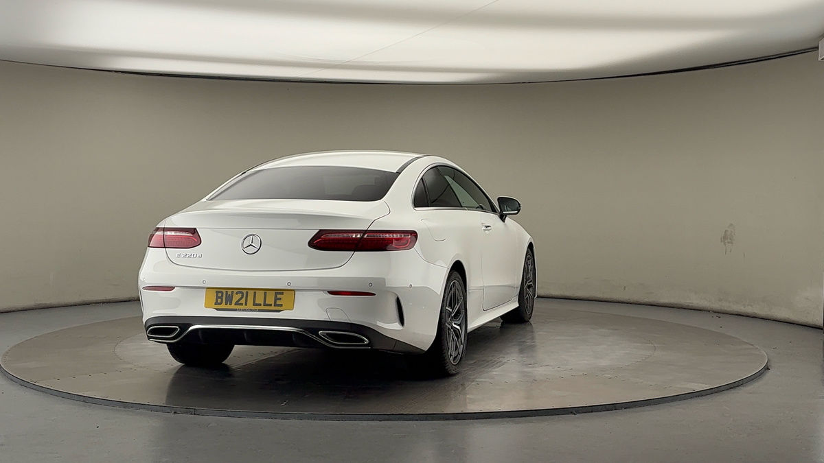 Used Mercedes-Benz E Class 2021 for sale - 76536398: Photo 40