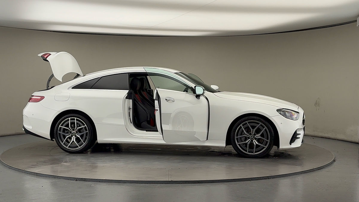 Used Mercedes-Benz E Class 2021 for sale - 76536398: Photo 55