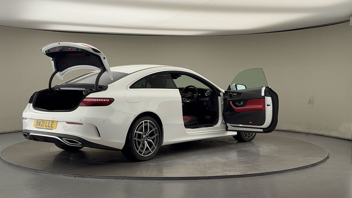 Used Mercedes-Benz E Class 2021 for sale - 76536398: Photo 58