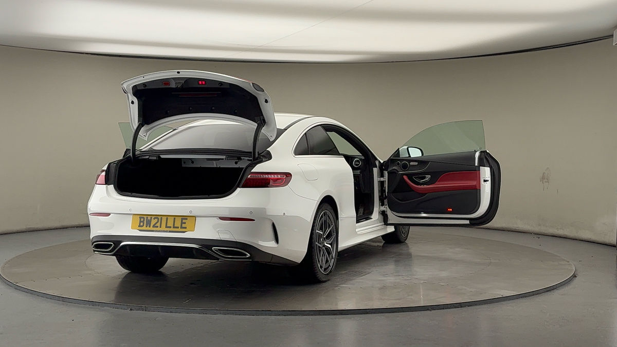 Used Mercedes-Benz E Class 2021 for sale - 76536398: Photo 59