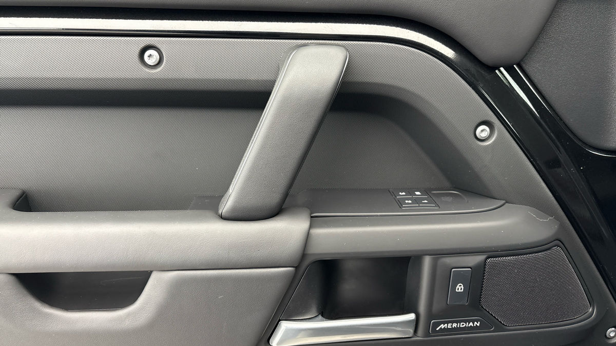 Used Land Rover Defender 2025 for sale - 77201057: Photo 19