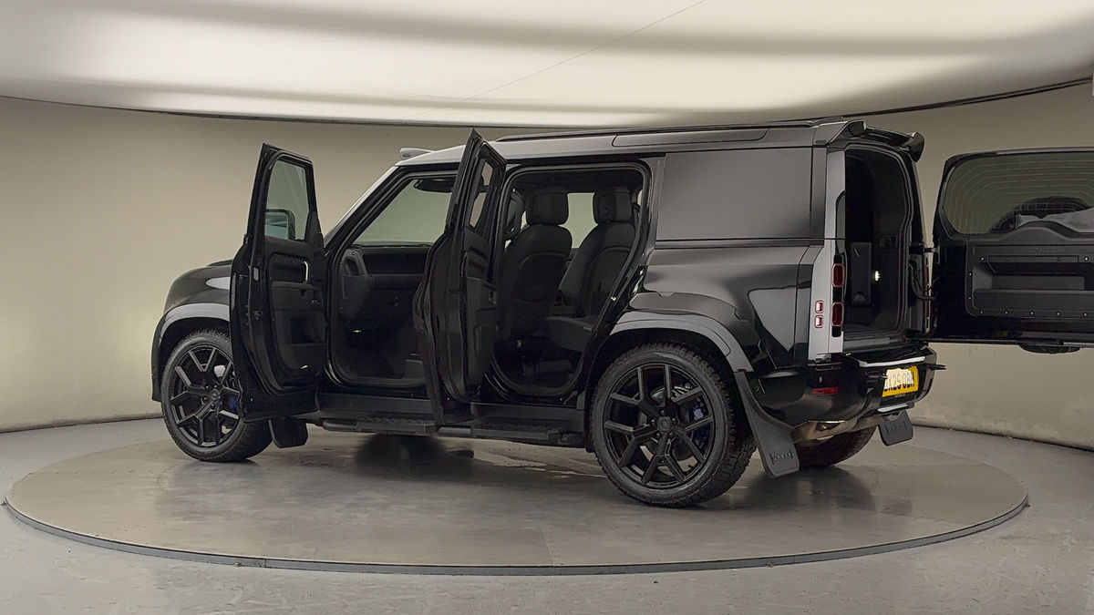 Used Land Rover Defender 2025 for sale - 77201057: Photo 49