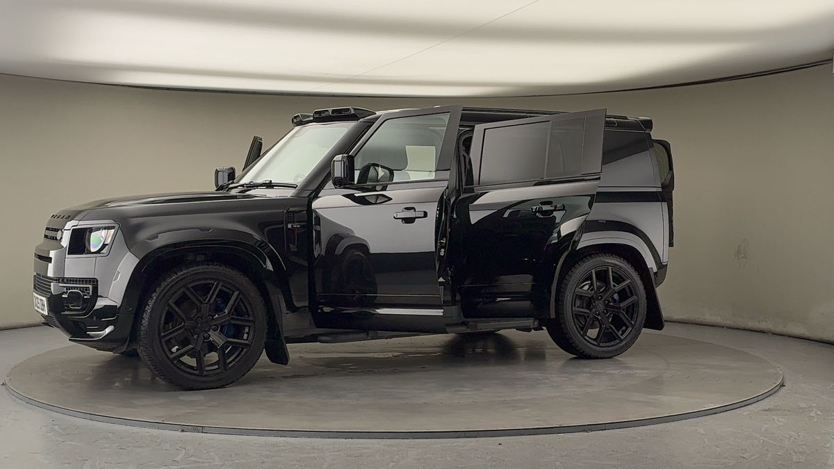 Used Land Rover Defender 2025 for sale - 77201057: Photo 52