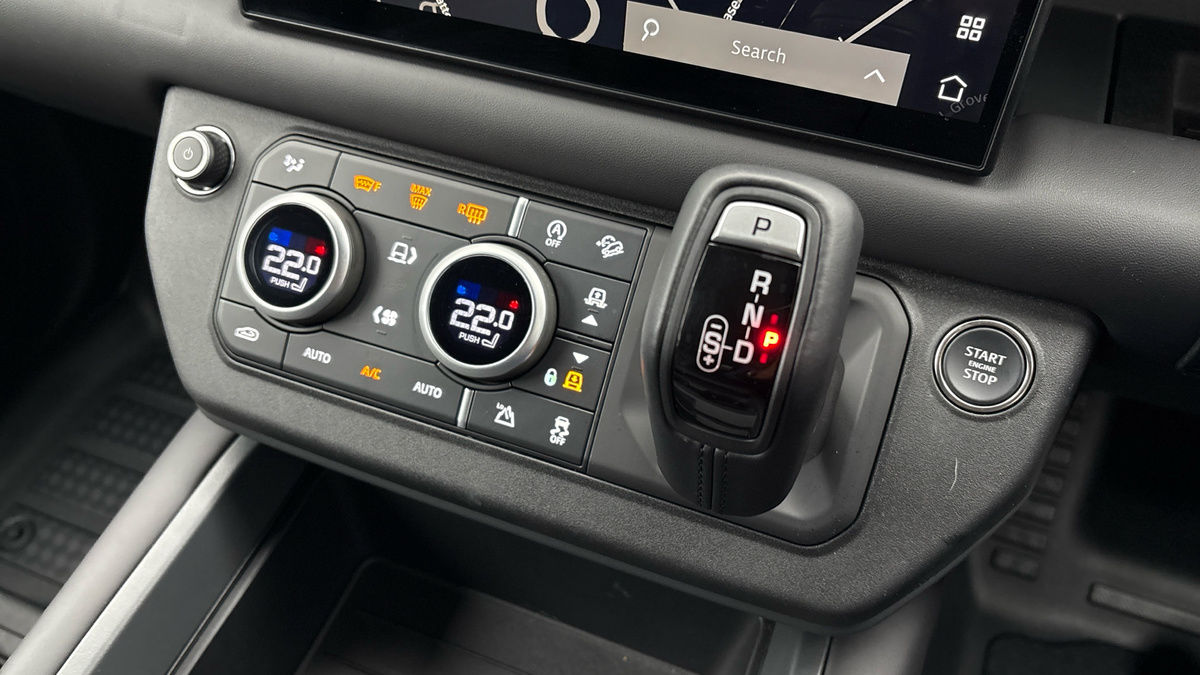 Used Land Rover Defender 2025 for sale - 77201057: Photo 6