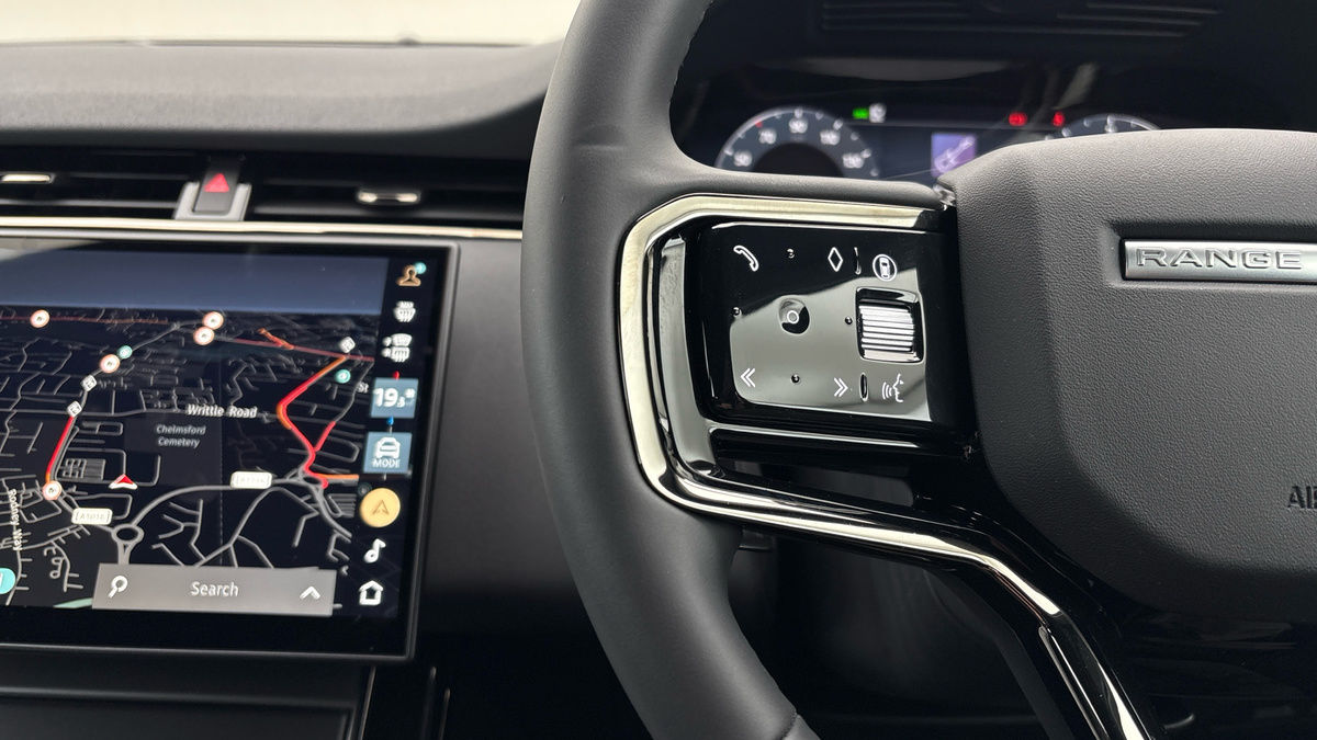 Used Land Rover Range Rover Evoque 2025 for sale - 75987112: Photo 13