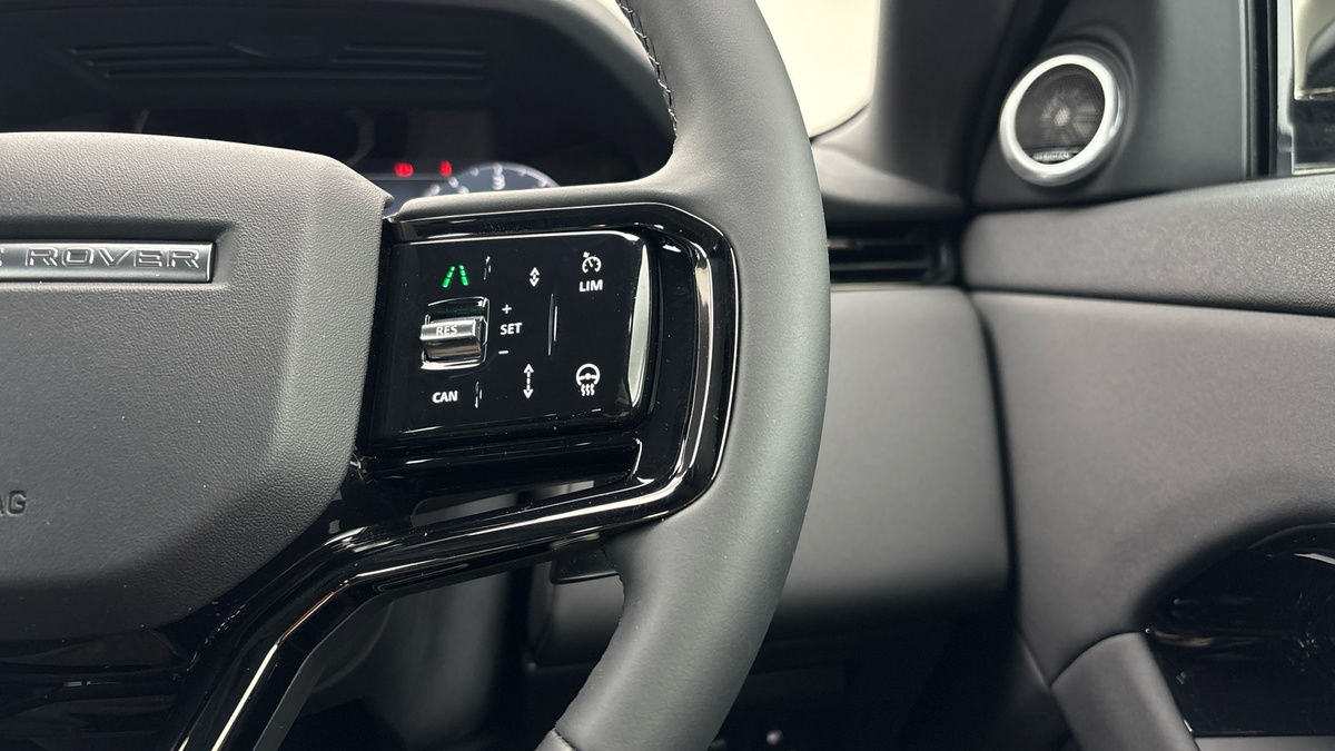 Used Land Rover Range Rover Evoque 2025 for sale - 75987112: Photo 14
