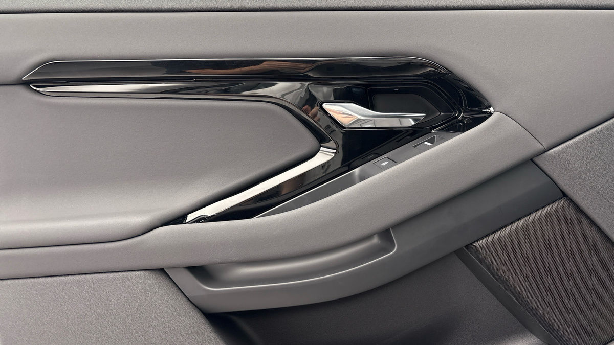 Used Land Rover Range Rover Evoque 2025 for sale - 75987112: Photo 19