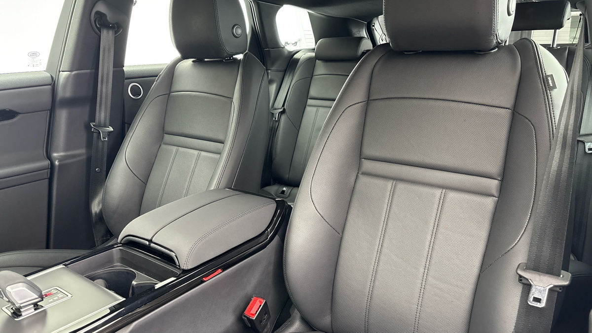 Used Land Rover Range Rover Evoque 2025 for sale - 75987112: Photo 7