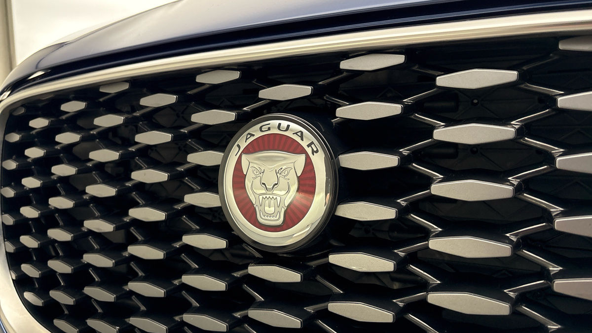 Used Jaguar F-Pace 2023 for sale - 77395062: Photo 24