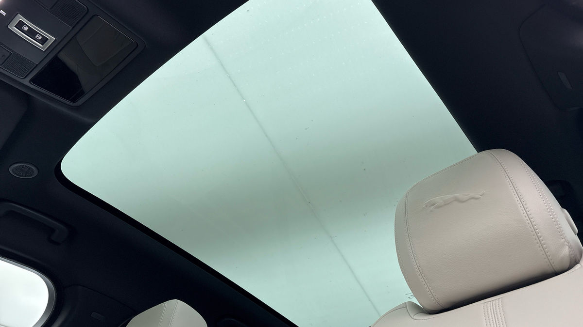 Used Jaguar F-Pace 2023 for sale - 77395062: Photo 6