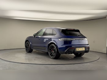 Used Porsche Macan 2024 for sale - 77548008: Photo