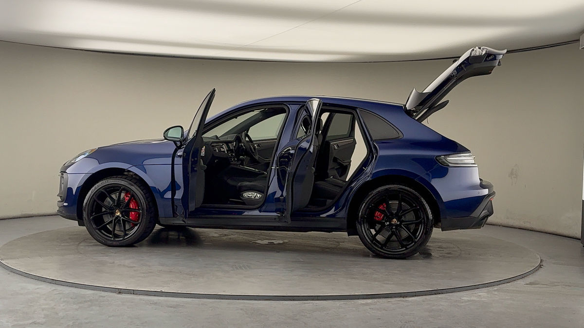 Used Porsche Macan 2024 for sale - 77548008: Photo 49