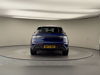 Used Porsche Macan 2024 for sale - 77548008: Photo