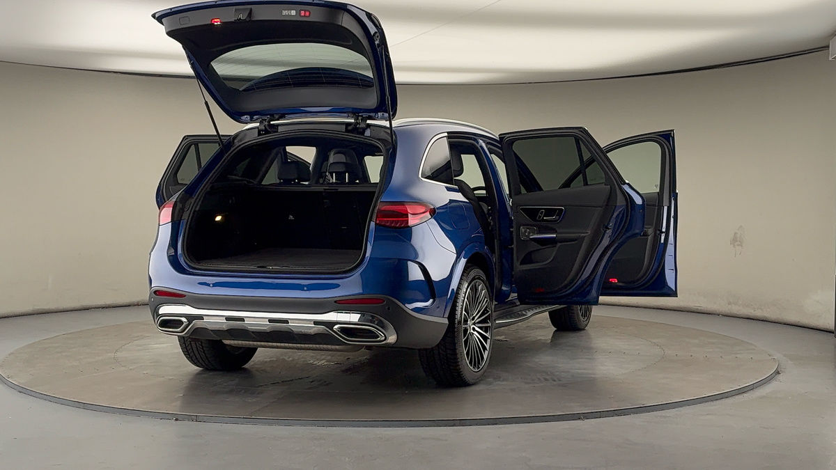 Used Mercedes-Benz GLC 2024 for sale - 76455041: Photo 61