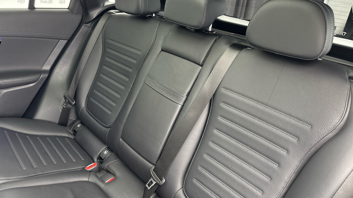 Used Mercedes-Benz GLC 2024 for sale - 76455041: Photo 8