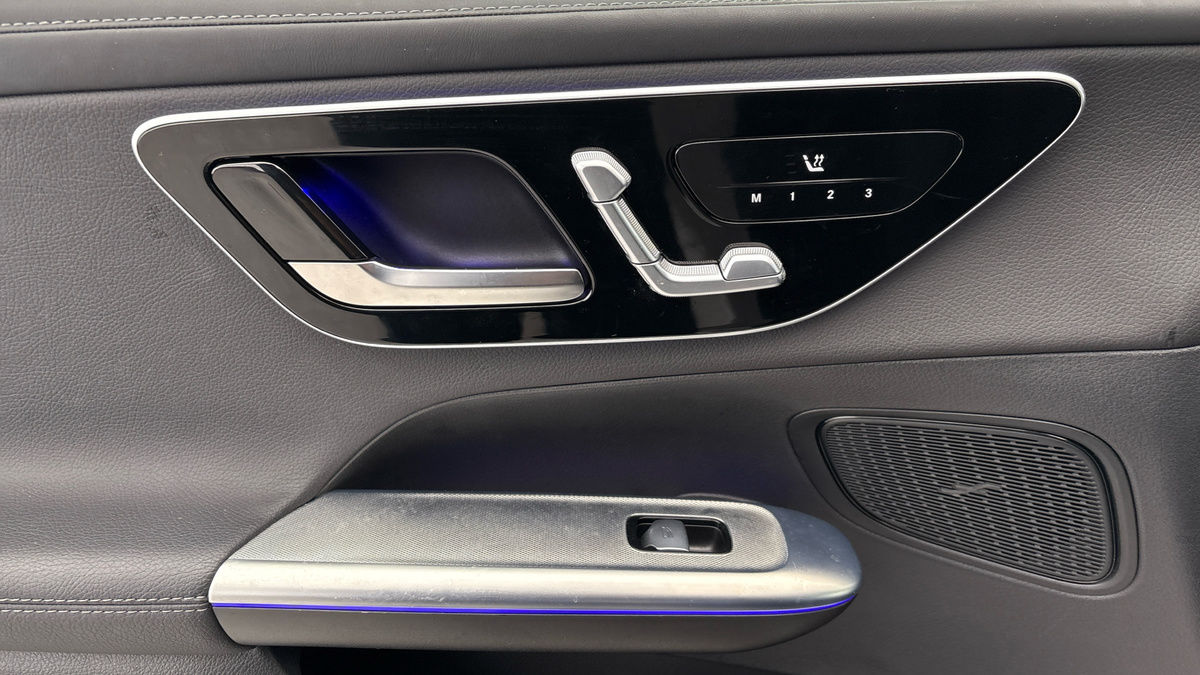 Used Mercedes-Benz GLC 2024 for sale - 77277075: Photo 19