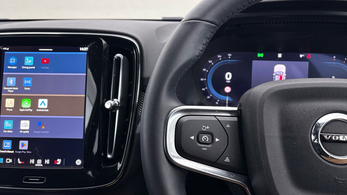 Used Volvo XC40 2025 for sale - 77154153: Photo 13