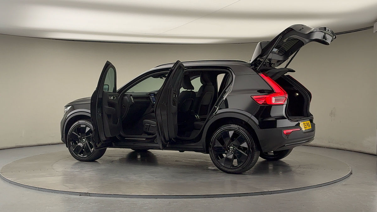 Used Volvo XC40 2025 for sale - 77154153: Photo 45