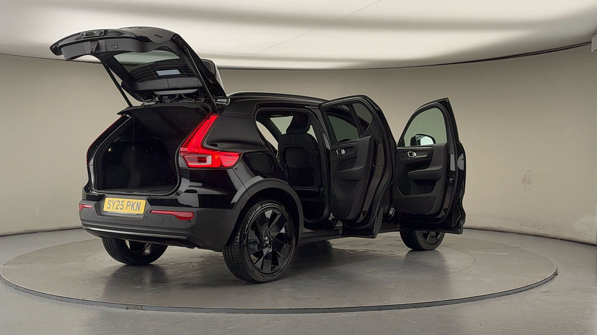 Used Volvo XC40 2025 for sale - 77154153: Photo 58