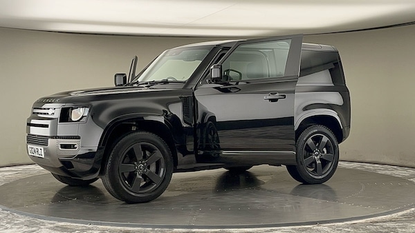 Used Land Rover Defender 90 2024 for sale - 76323903: Photo 100