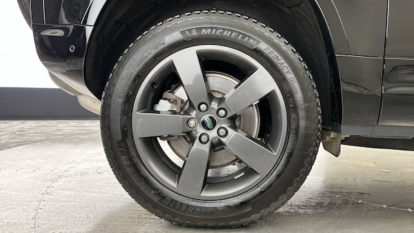 Used Land Rover Defender 90 2024 for sale - 76323903: Photo 25