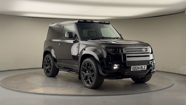 Used Land Rover Defender 90 2024 for sale - 76323903: Photo 2