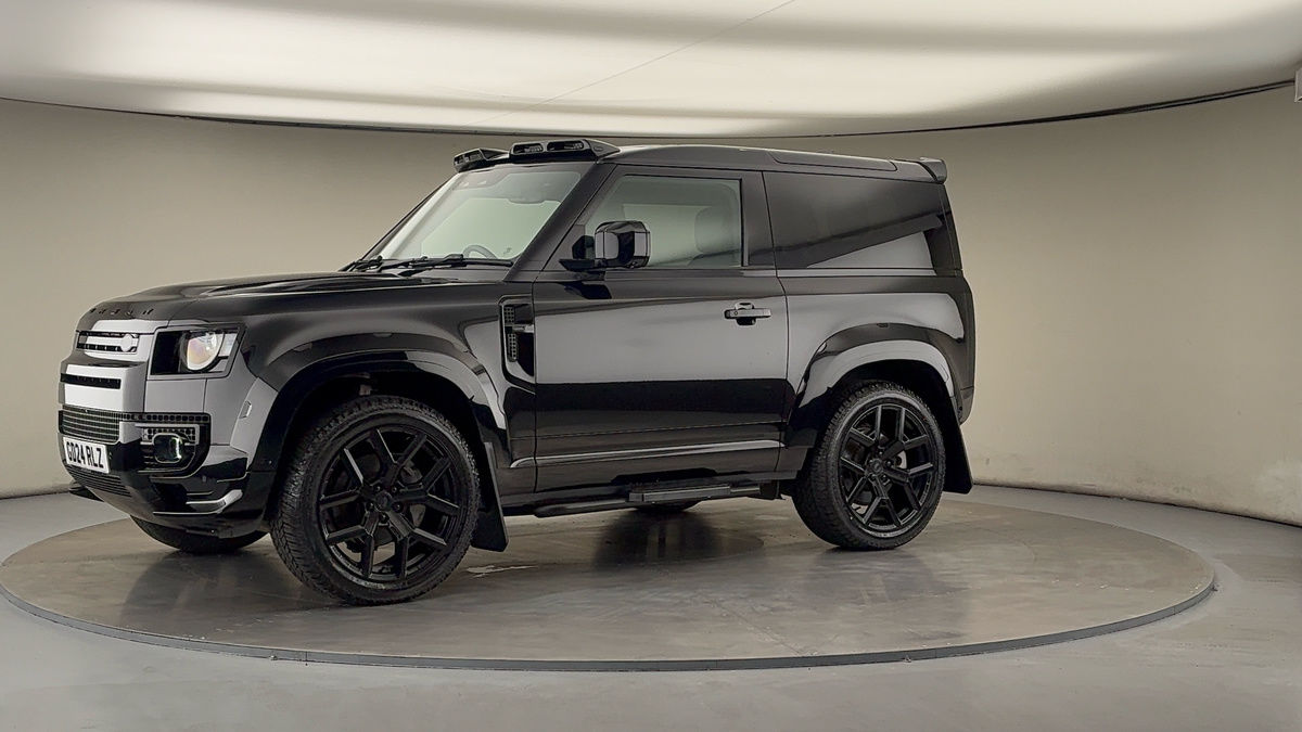 Used Land Rover Defender 90 2024 for sale - 76323903: Photo 35