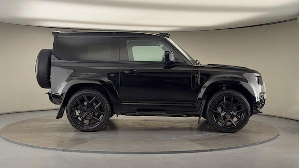 Used Land Rover Defender 90 2024 for sale - 76323903: Photo 38