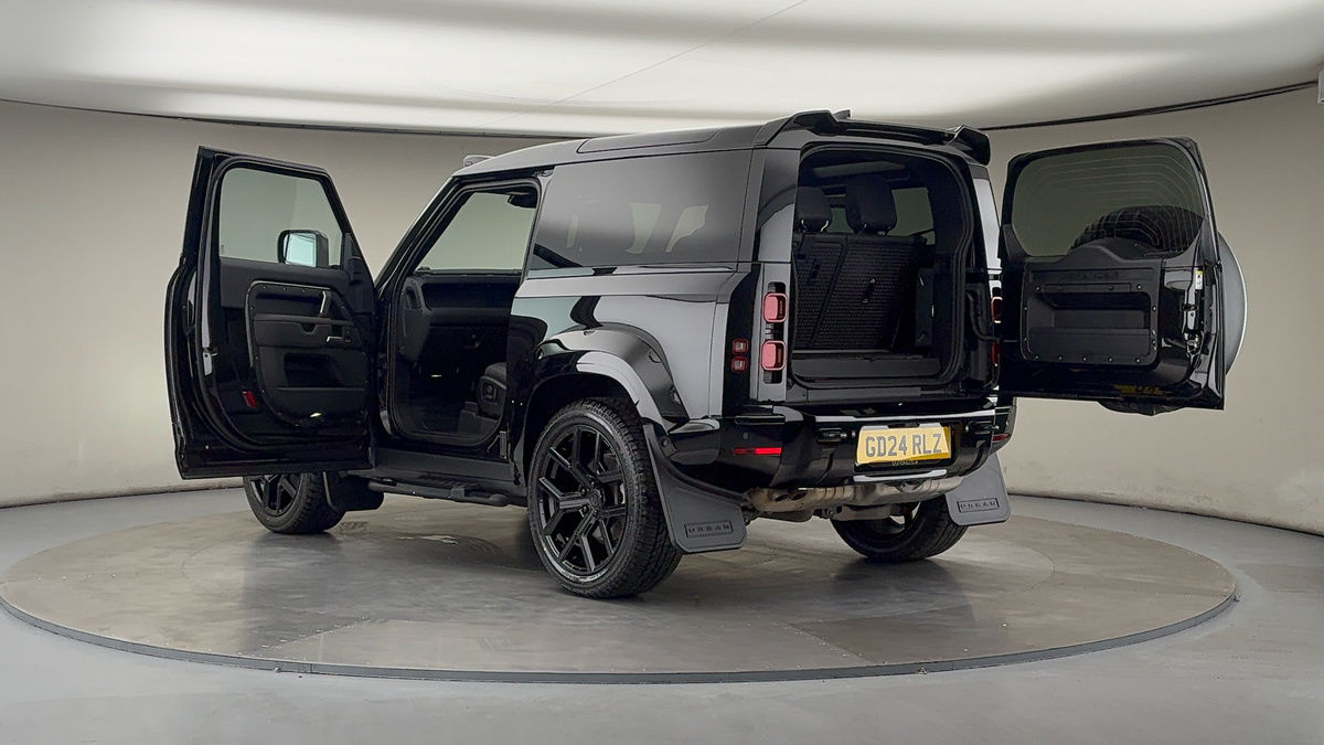 Used Land Rover Defender 90 2024 for sale - 76323903: Photo 50