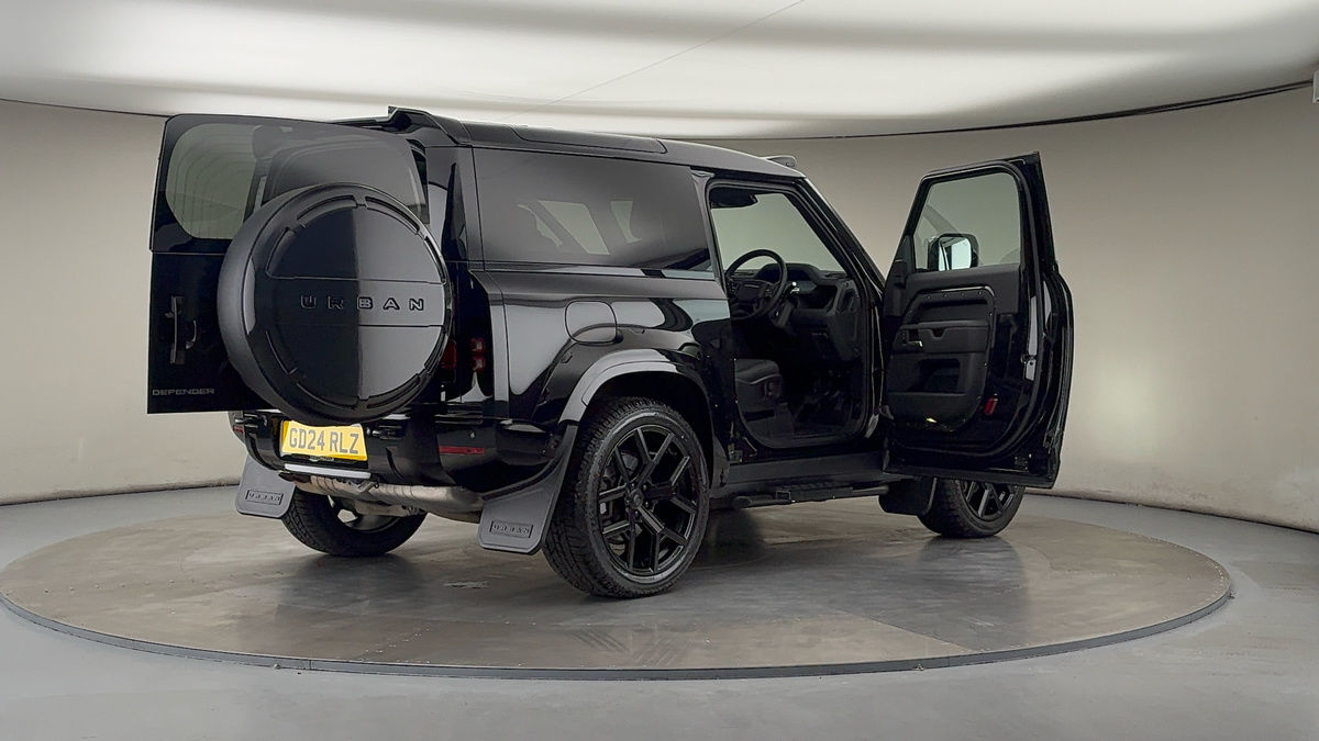 Used Land Rover Defender 90 2024 for sale - 76323903: Photo 64