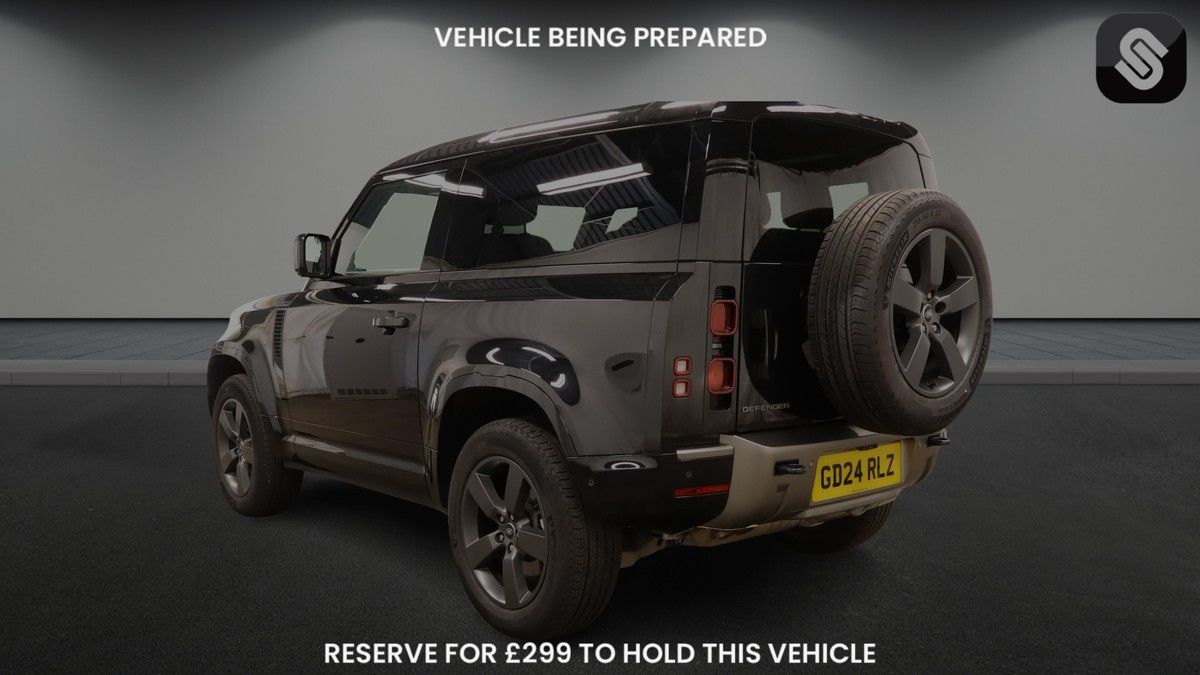 Used Land Rover Defender 90 2024 for sale - 76323903: Photo 9