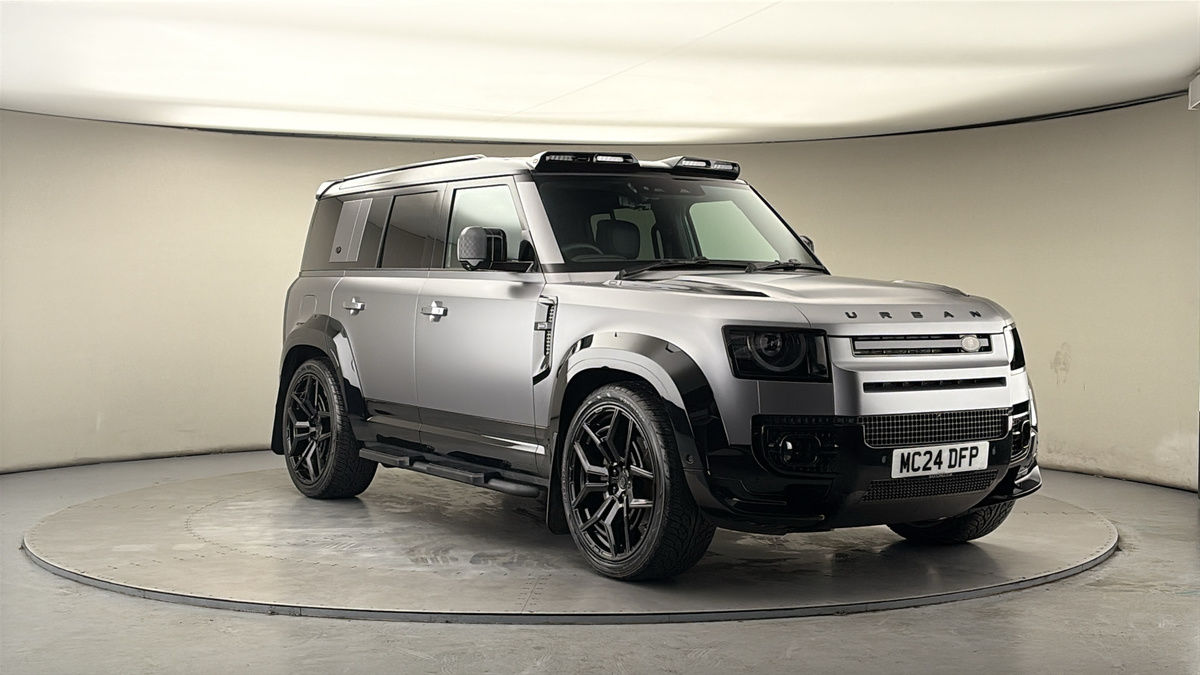 Used Land Rover Defender 2024 for sale - 77953689: Photo 1