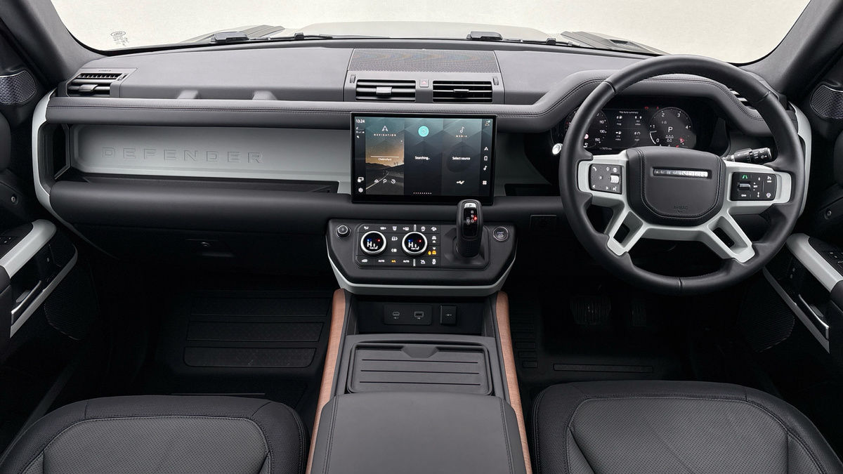 Used Land Rover Defender 2024 for sale - 77953689: Photo 12