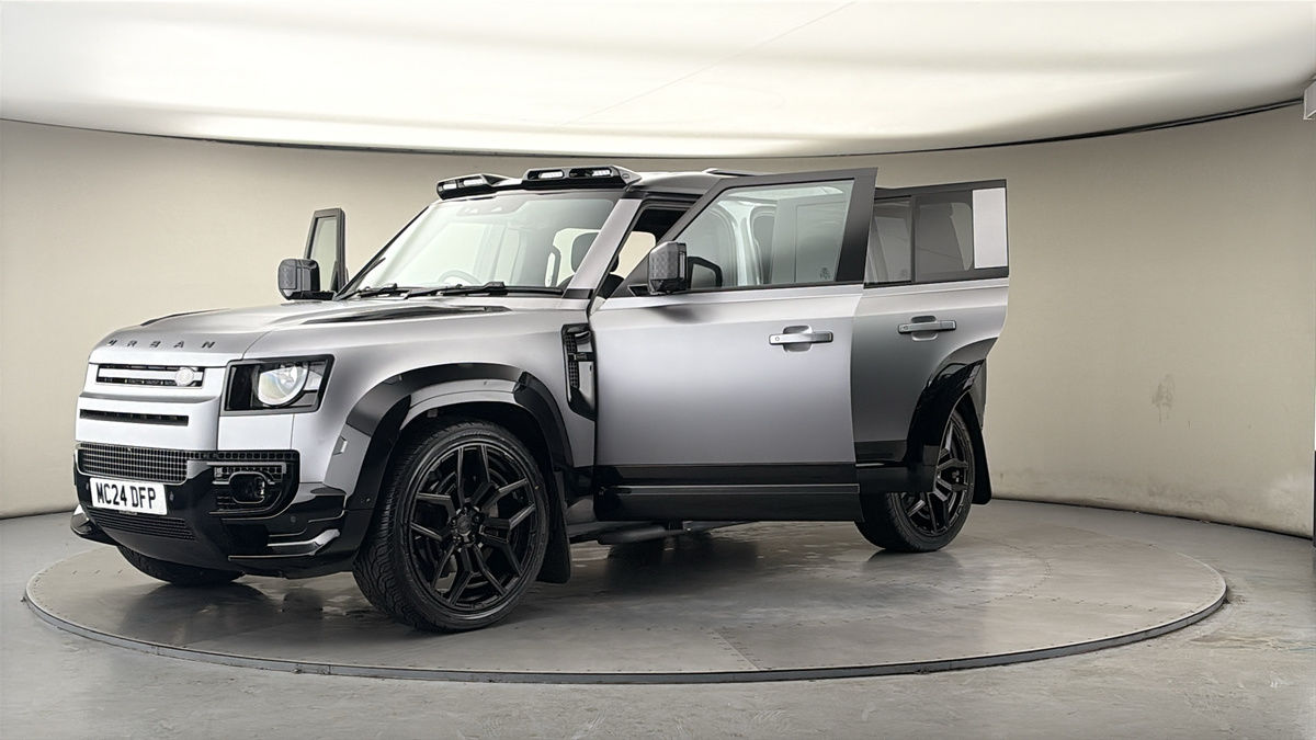 Used Land Rover Defender 2024 for sale - 77953689: Photo 22