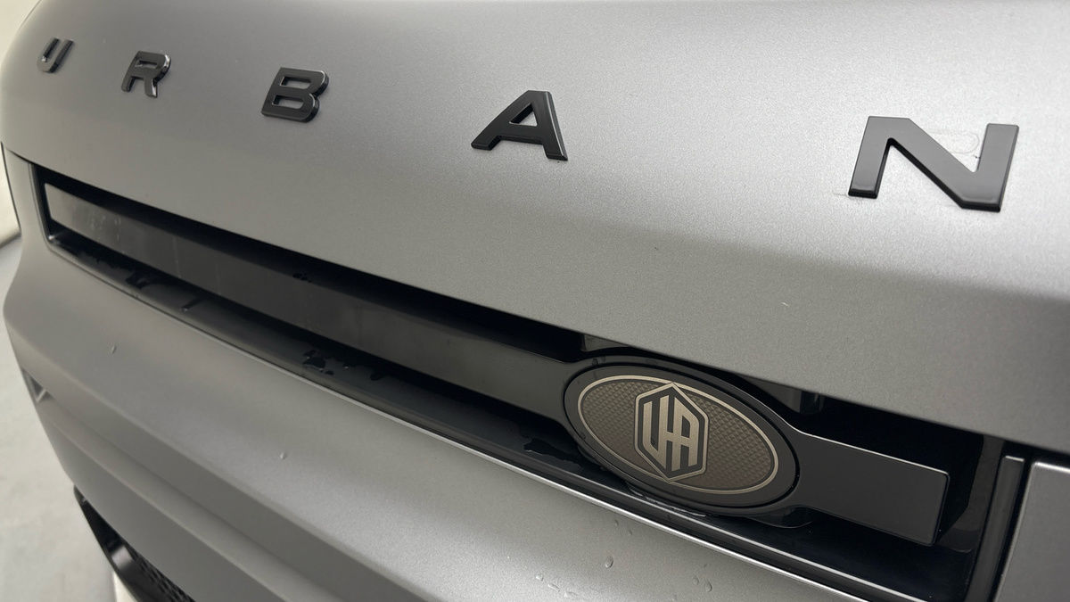 Used Land Rover Defender 2024 for sale - 77953689: Photo 24