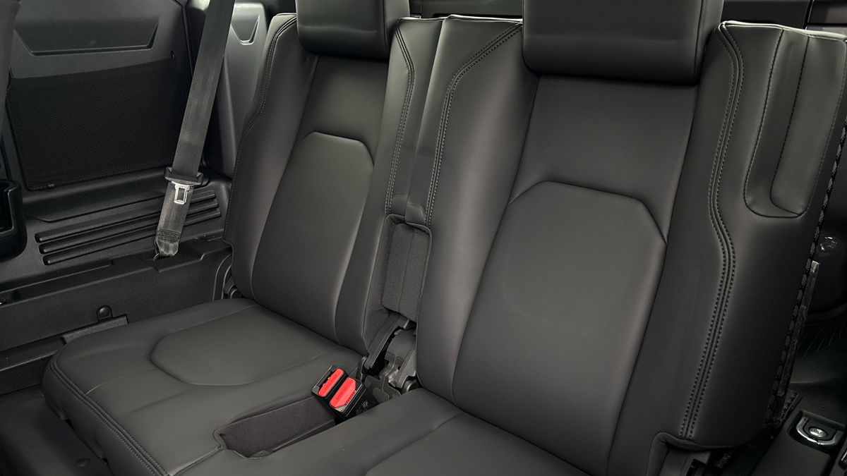 Used Land Rover Defender 2024 for sale - 77953689: Photo 28