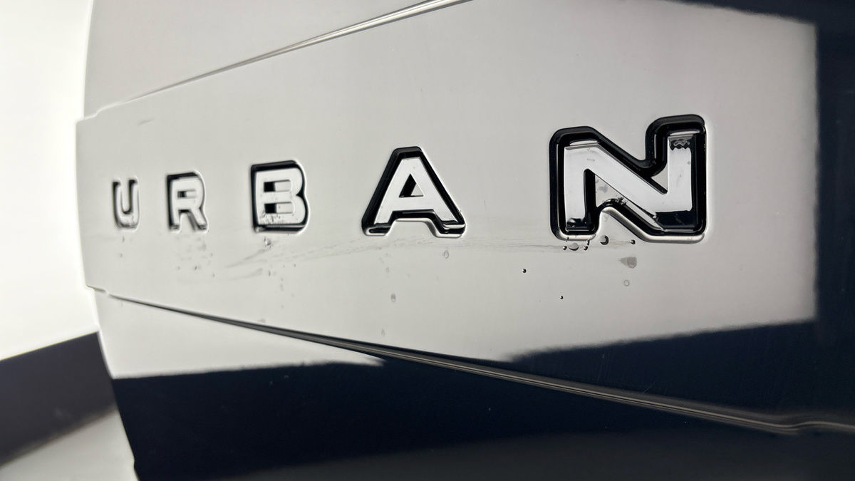 Used Land Rover Defender 2024 for sale - 77953689: Photo 31