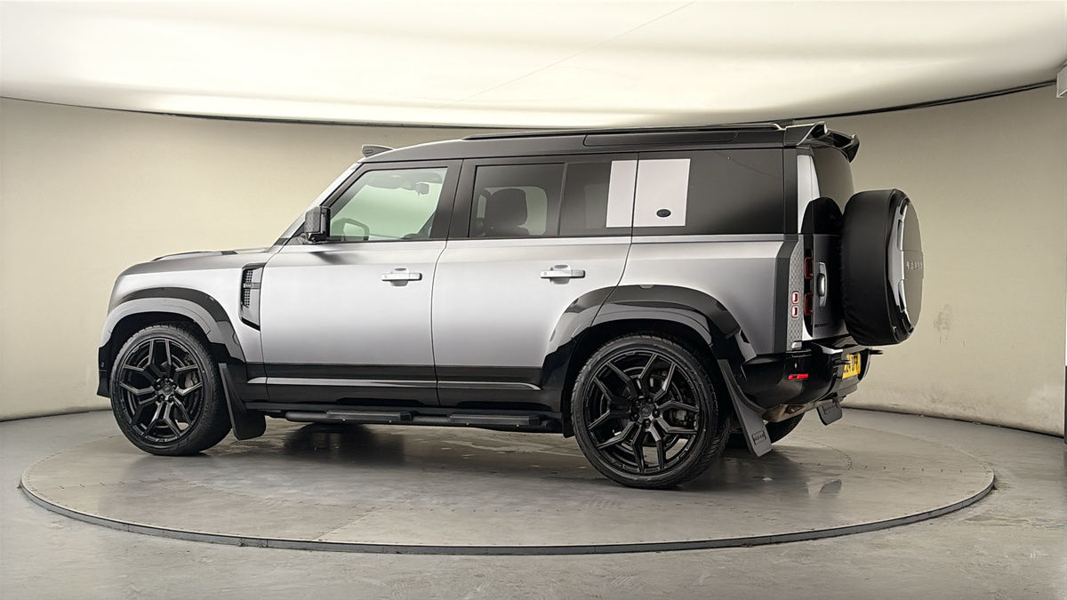 Used Land Rover Defender 2024 for sale - 77953689: Photo 33