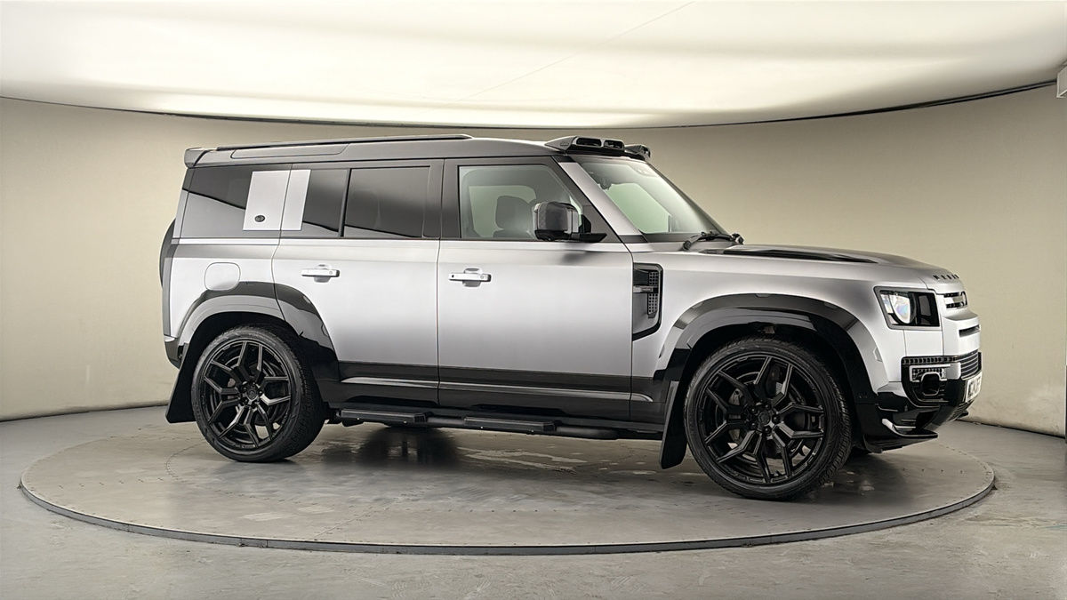 Used Land Rover Defender 2024 for sale - 77953689: Photo 42