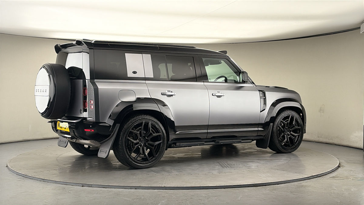 Used Land Rover Defender 2024 for sale - 77953689: Photo 45